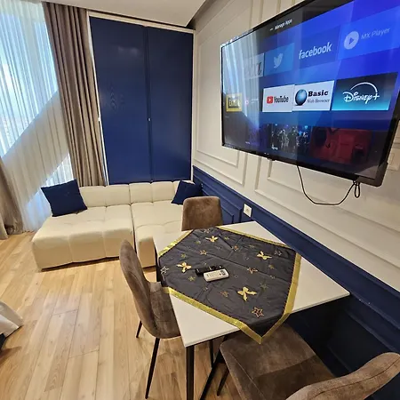Square 21 Aparment Blue Apartment Tirana